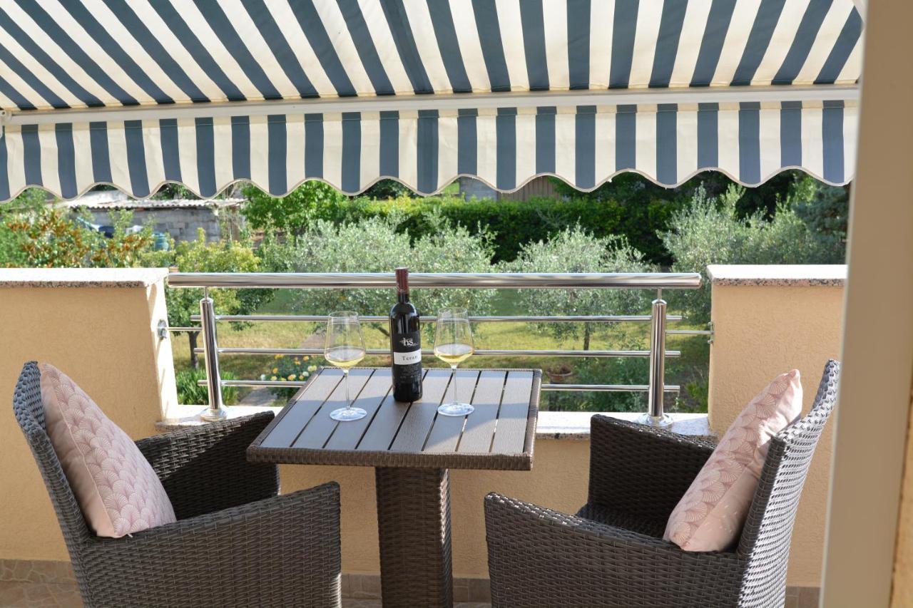 Apartmani Grzinic Rovinj Exterior foto