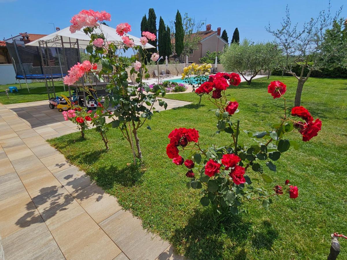 Apartmani Grzinic Rovinj Exterior foto