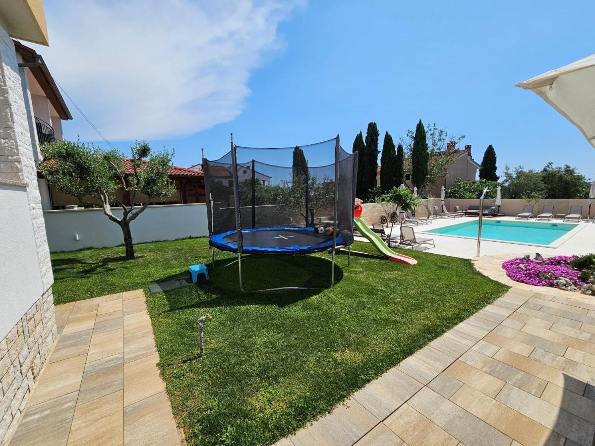 Apartmani Grzinic Rovinj Exterior foto
