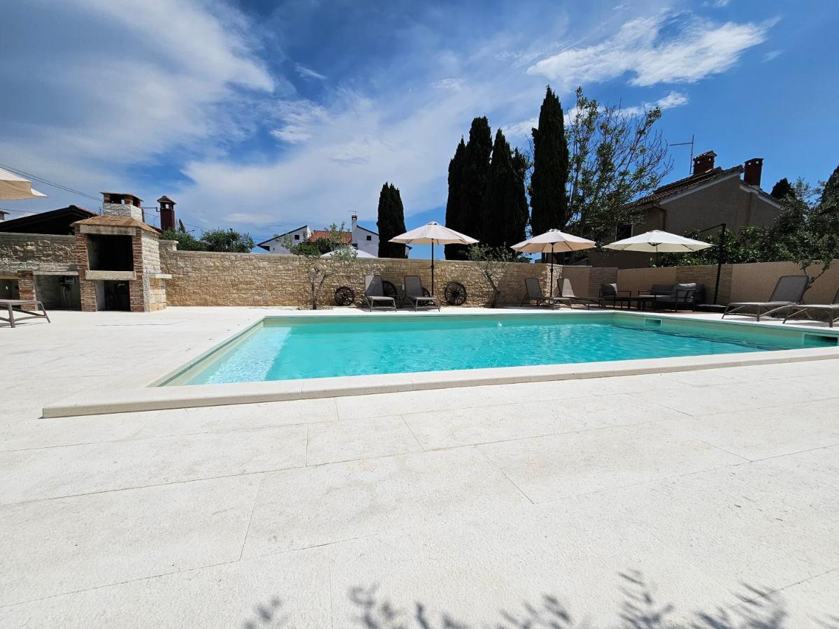 Apartmani Grzinic Rovinj Exterior foto