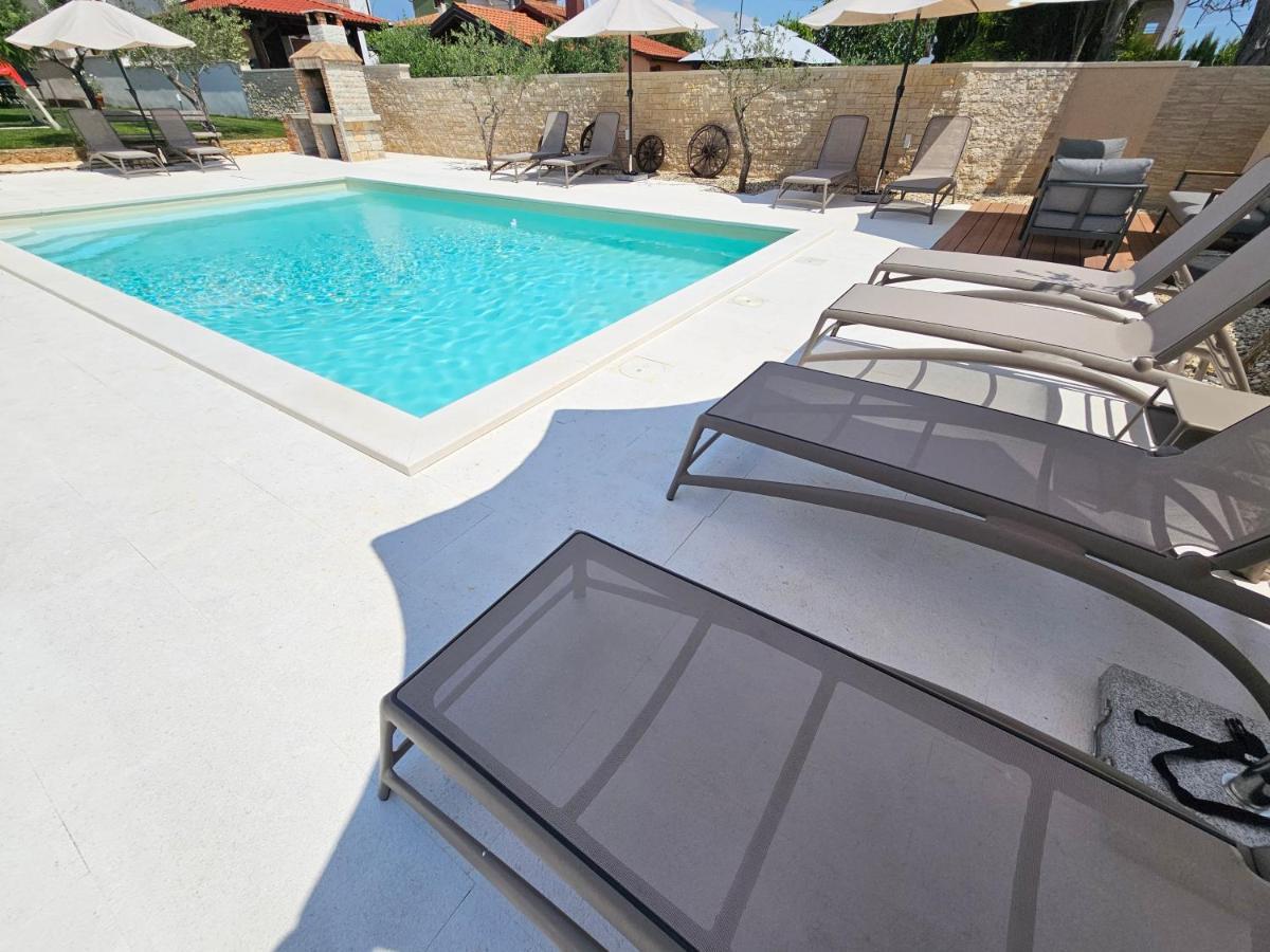 Apartmani Grzinic Rovinj Exterior foto