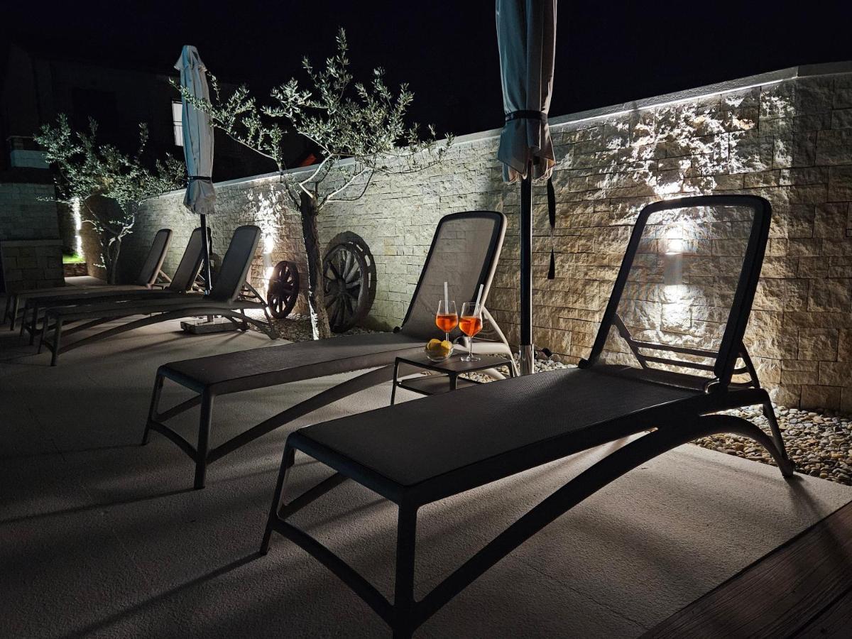 Apartmani Grzinic Rovinj Exterior foto