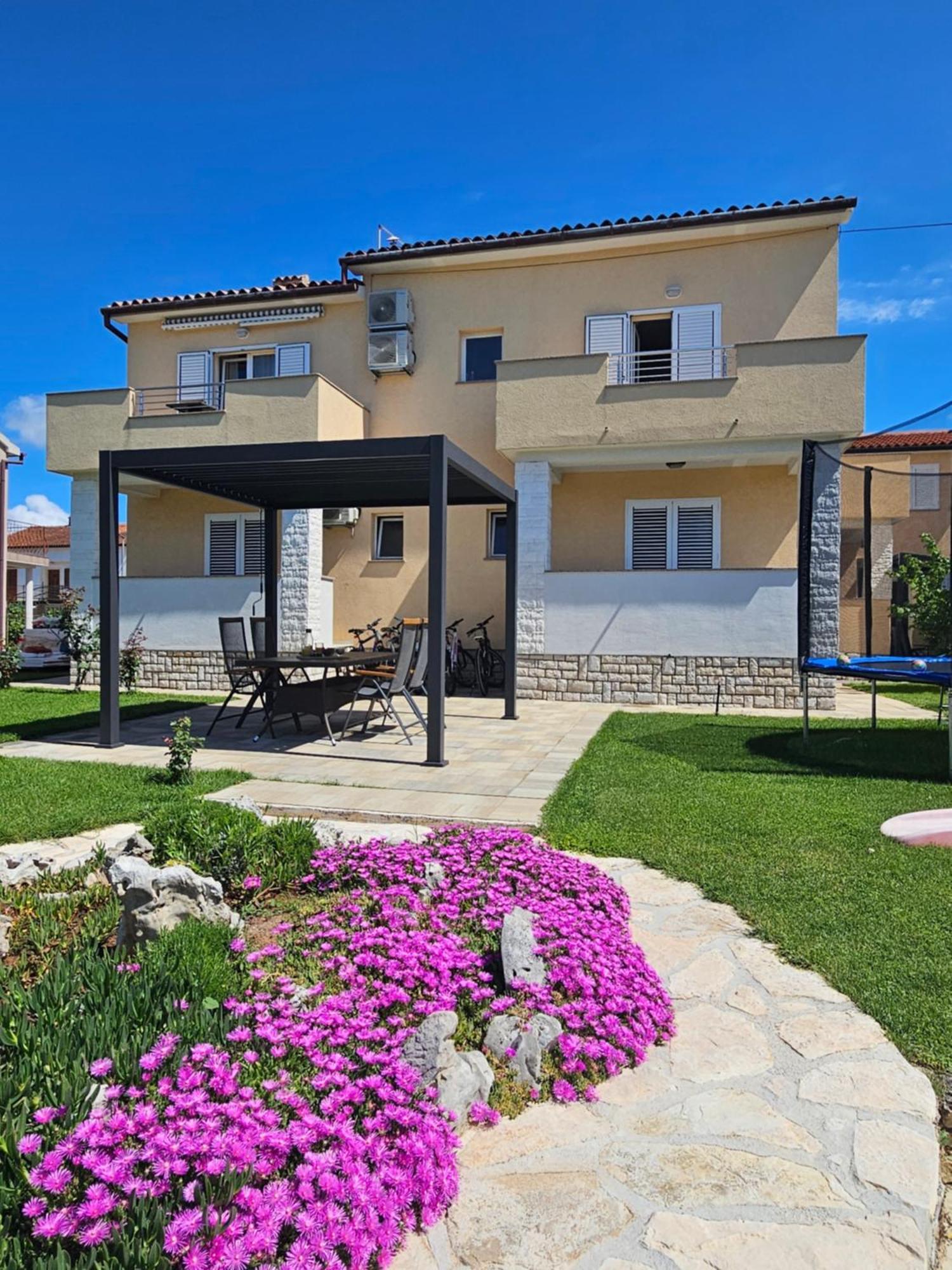 Apartmani Grzinic Rovinj Exterior foto
