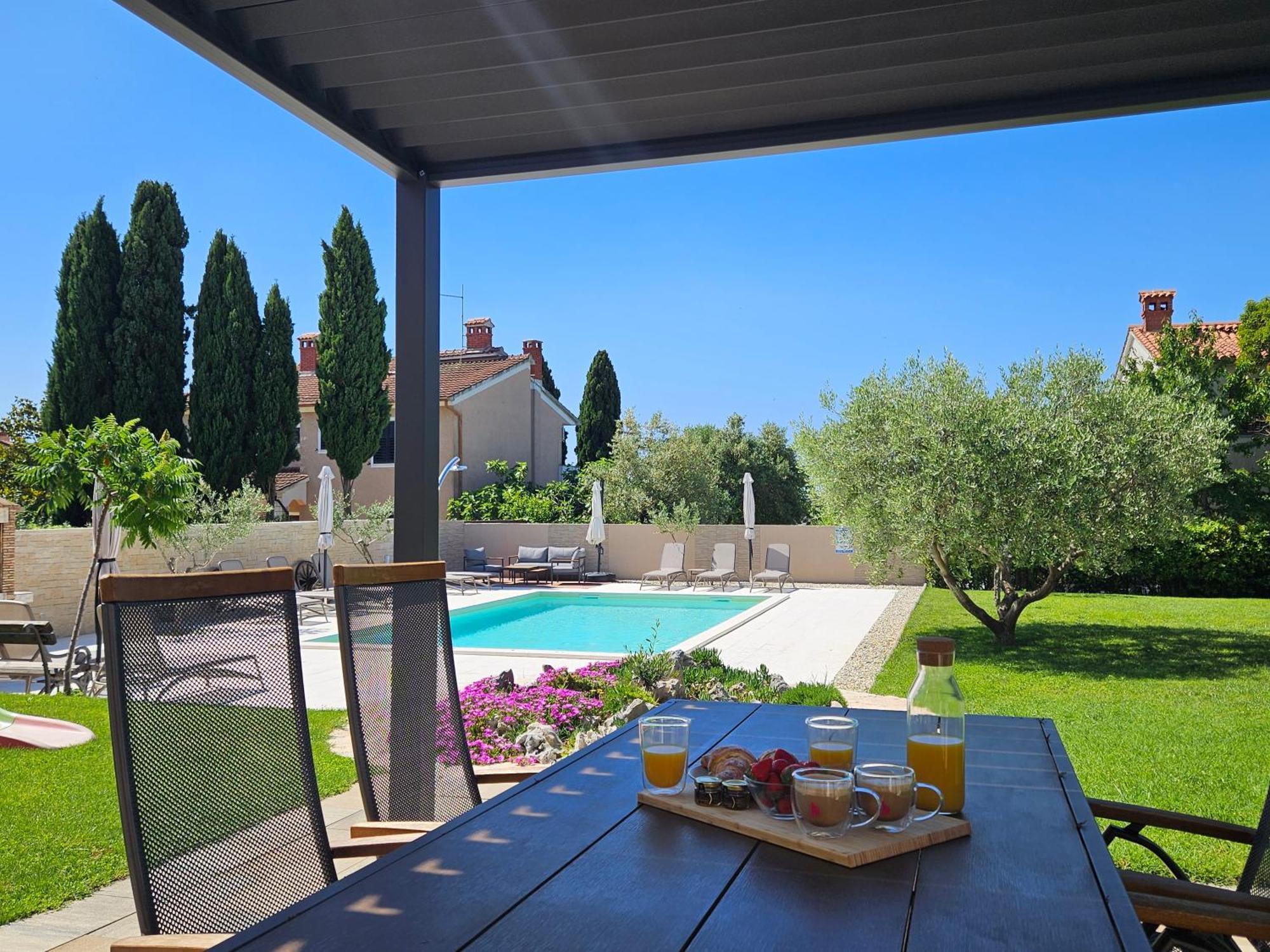 Apartmani Grzinic Rovinj Exterior foto