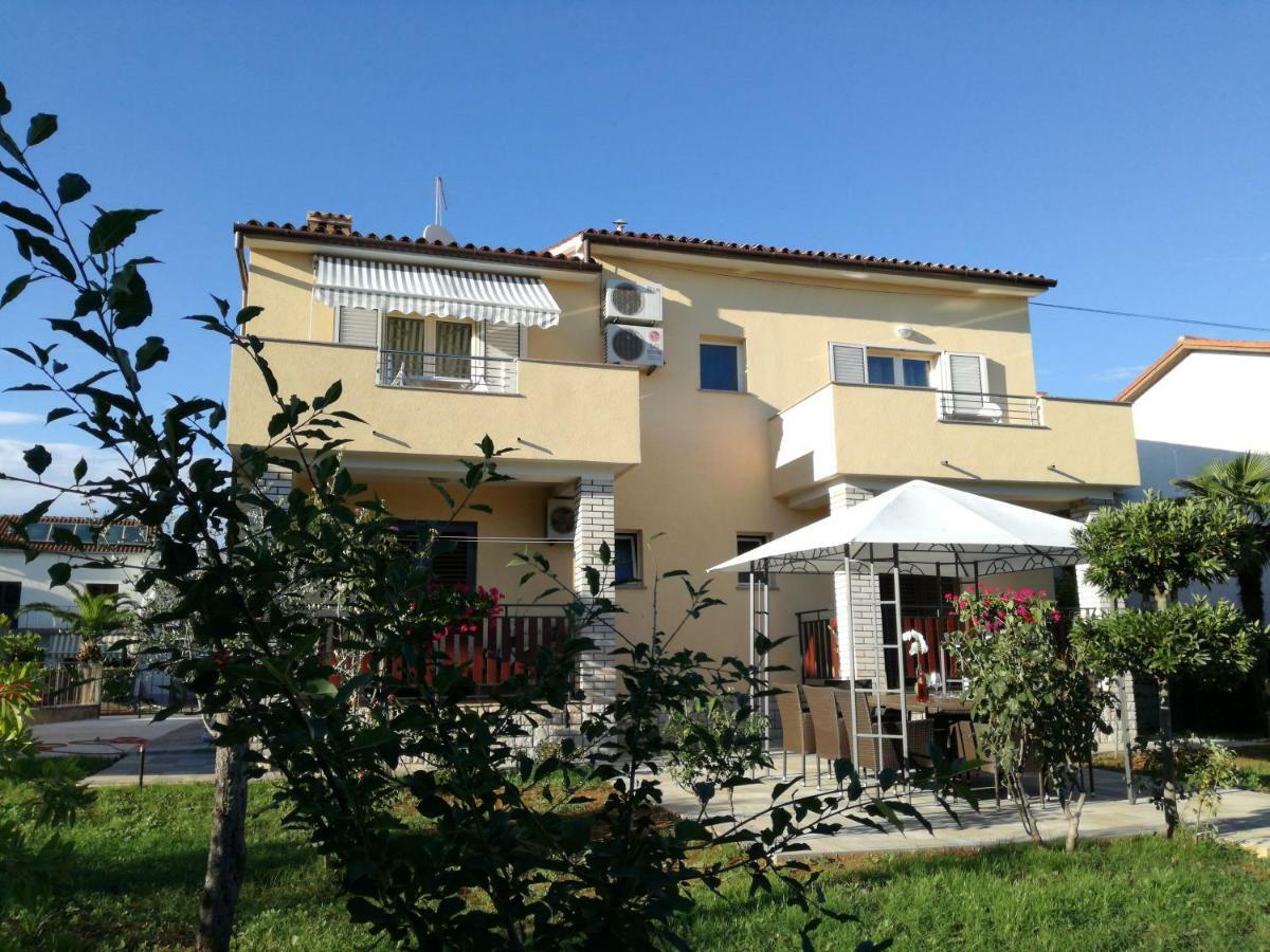 Apartmani Grzinic Rovinj Exterior foto